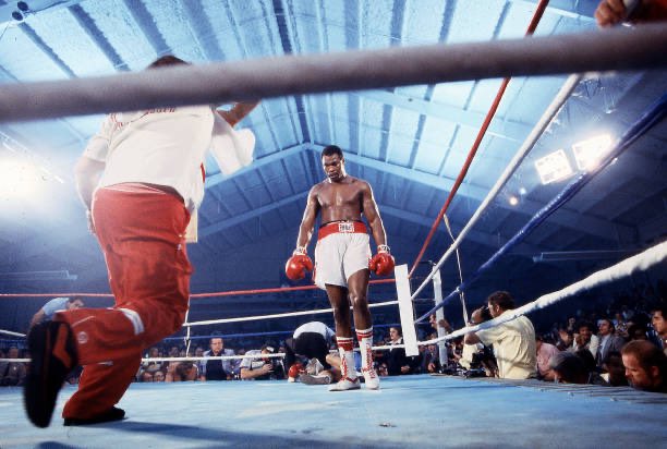 Larry Holmes triumphant after a victory